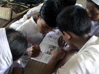 Watsan kit being used by young students